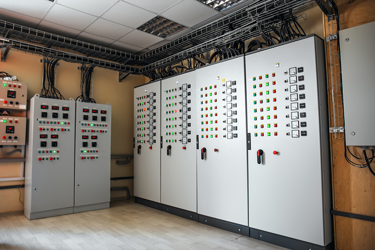 Schalt­anlagen­bau bei Elektro Rossek Andrew in Arnstorf