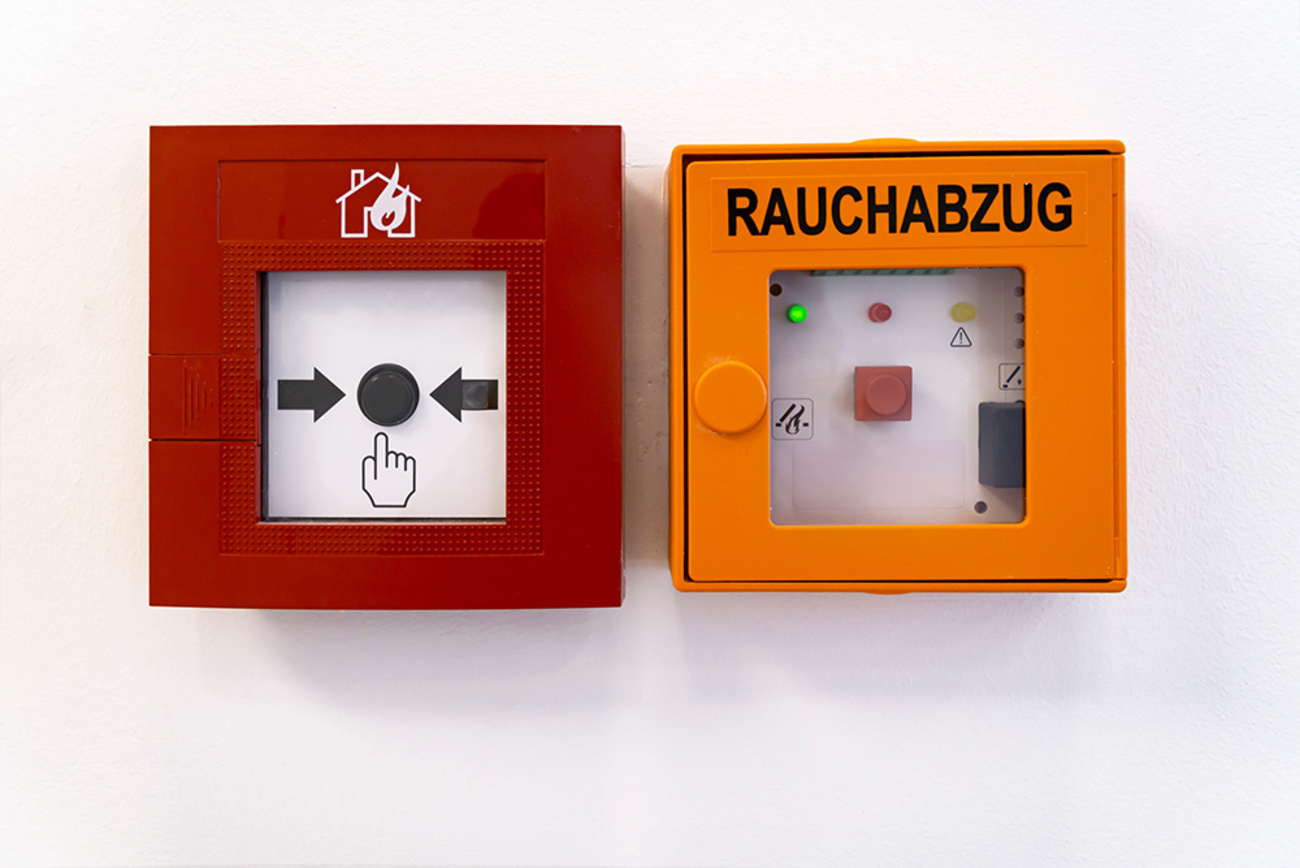 Rauchwärme­abzug bei Elektro Rossek Andrew in Arnstorf